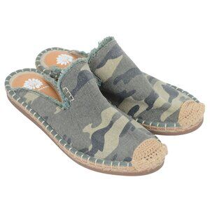 YellowBox Camo Canvas Slip-on Slide Flat Espadrilles Womens Size 8